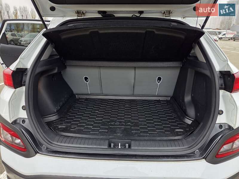 Внедорожник / Кроссовер Hyundai Kona 2018 в Киеве фото 9 Внедорожник / Кроссовер Hyundai Kona 2018 в Киеве