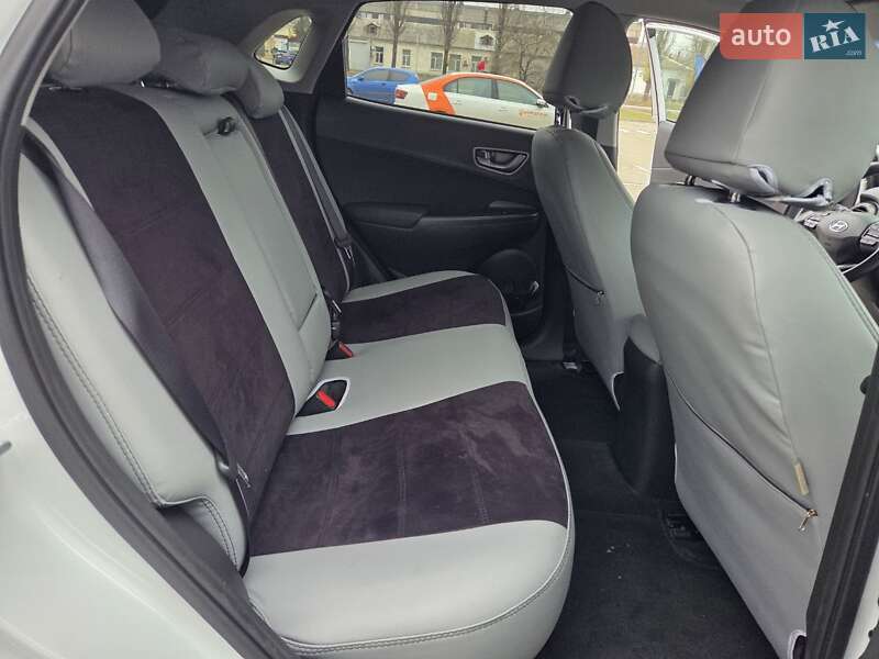 Внедорожник / Кроссовер Hyundai Kona 2018 в Киеве фото 14 Внедорожник / Кроссовер Hyundai Kona 2018 в Киеве