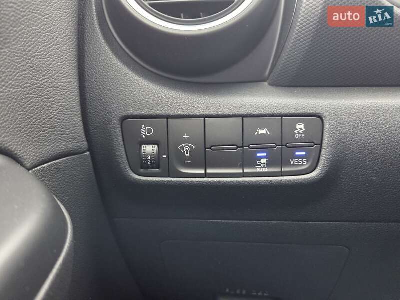 Внедорожник / Кроссовер Hyundai Kona 2018 в Киеве фото 23 Внедорожник / Кроссовер Hyundai Kona 2018 в Киеве