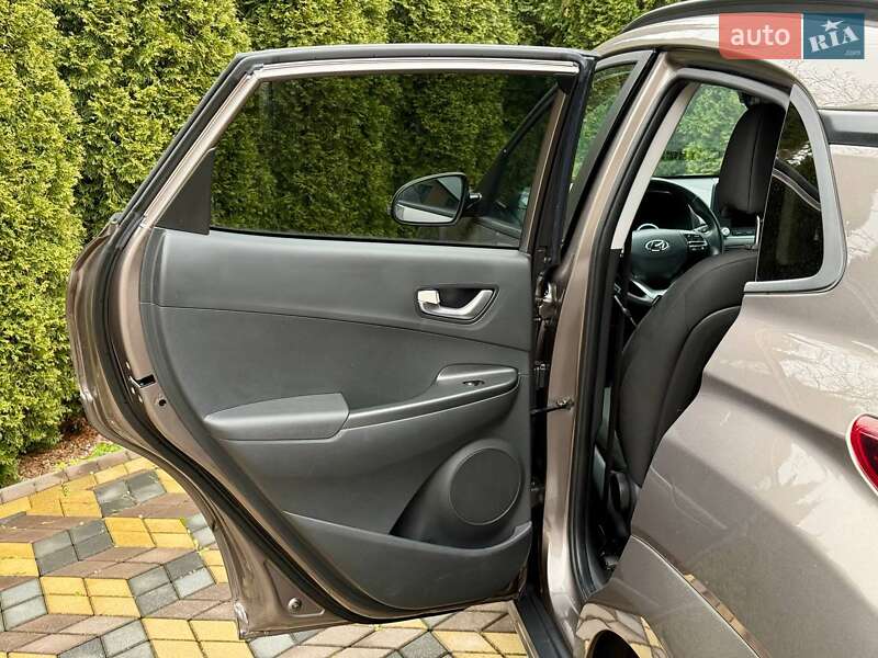 Позашляховик / Кросовер Hyundai Kona 2021 в Самборі