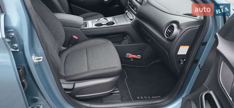 Внедорожник / Кроссовер Hyundai Kona 2020 в Тернополе