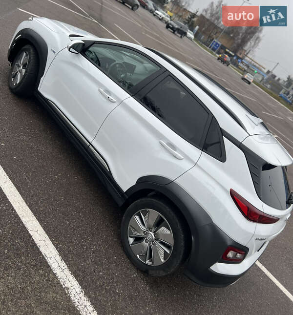 Внедорожник / Кроссовер Hyundai Kona 2020 в Житомире