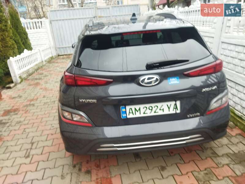 Внедорожник / Кроссовер Hyundai Kona 2021 в Звягеле