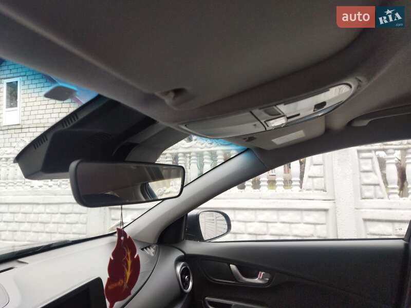 Внедорожник / Кроссовер Hyundai Kona 2021 в Звягеле