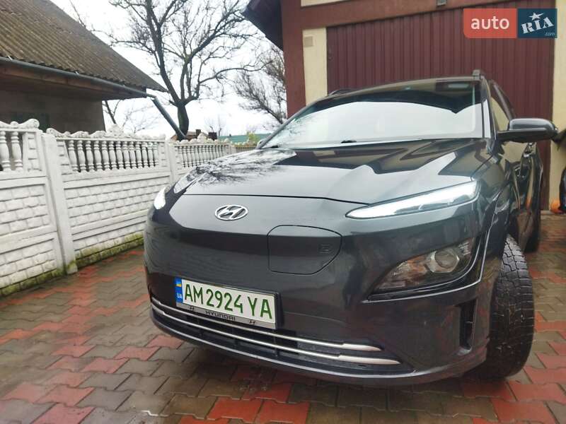 Внедорожник / Кроссовер Hyundai Kona 2021 в Звягеле