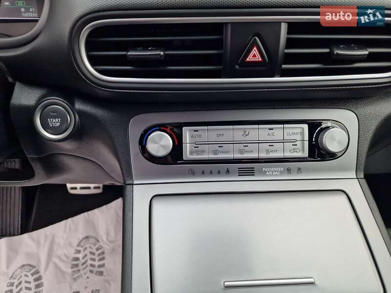 Внедорожник / Кроссовер Hyundai Kona 2020 в Виннице