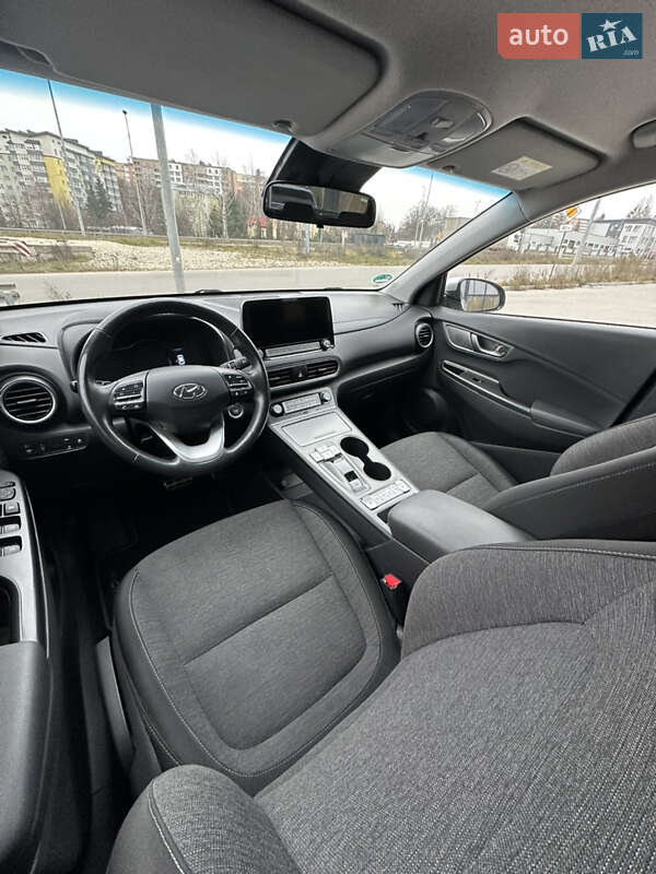 Позашляховик / Кросовер Hyundai Kona 2020 в Тернополі