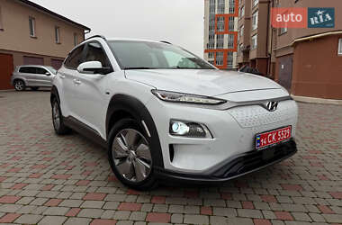 Внедорожник / Кроссовер Hyundai Kona 2021 в Ивано-Франковске