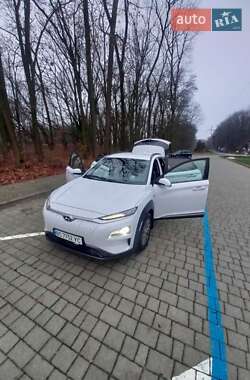 Внедорожник / Кроссовер Hyundai Kona 2020 в Львове