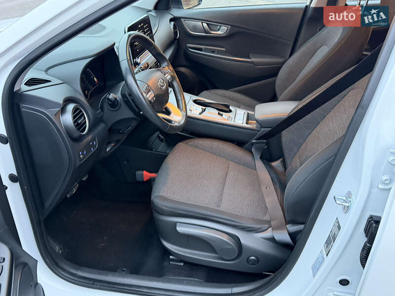 Позашляховик / Кросовер Hyundai Kona 2021 в Тернополі фото 16 Позашляховик / Кросовер Hyundai Kona 2021 в Тернополі