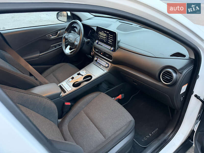 Позашляховик / Кросовер Hyundai Kona 2021 в Тернополі фото 22 Позашляховик / Кросовер Hyundai Kona 2021 в Тернополі