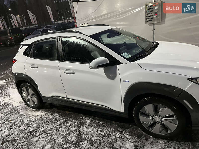 Внедорожник / Кроссовер Hyundai Kona 2020 в Виннице