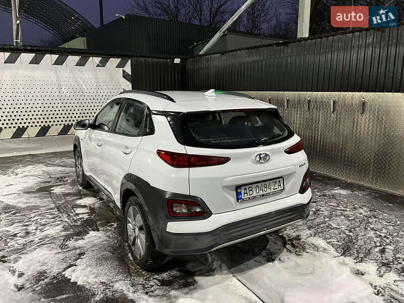 Внедорожник / Кроссовер Hyundai Kona 2020 в Виннице