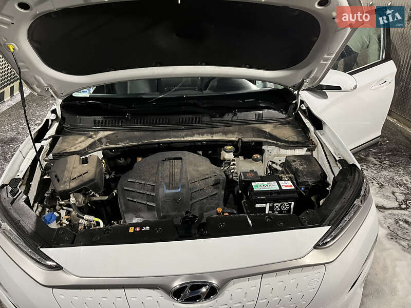 Внедорожник / Кроссовер Hyundai Kona 2020 в Виннице