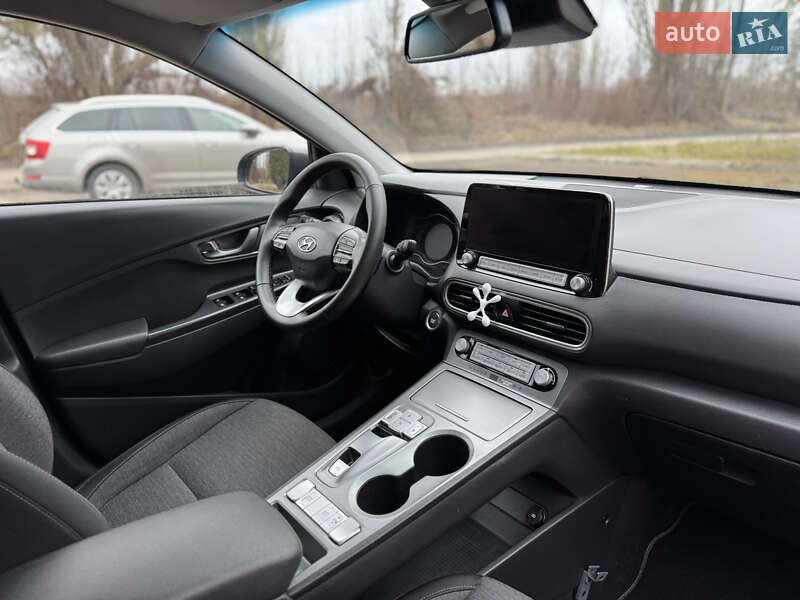 Позашляховик / Кросовер Hyundai Kona 2020 в Рівному