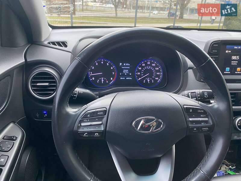 Внедорожник / Кроссовер Hyundai Kona 2020 в Киеве