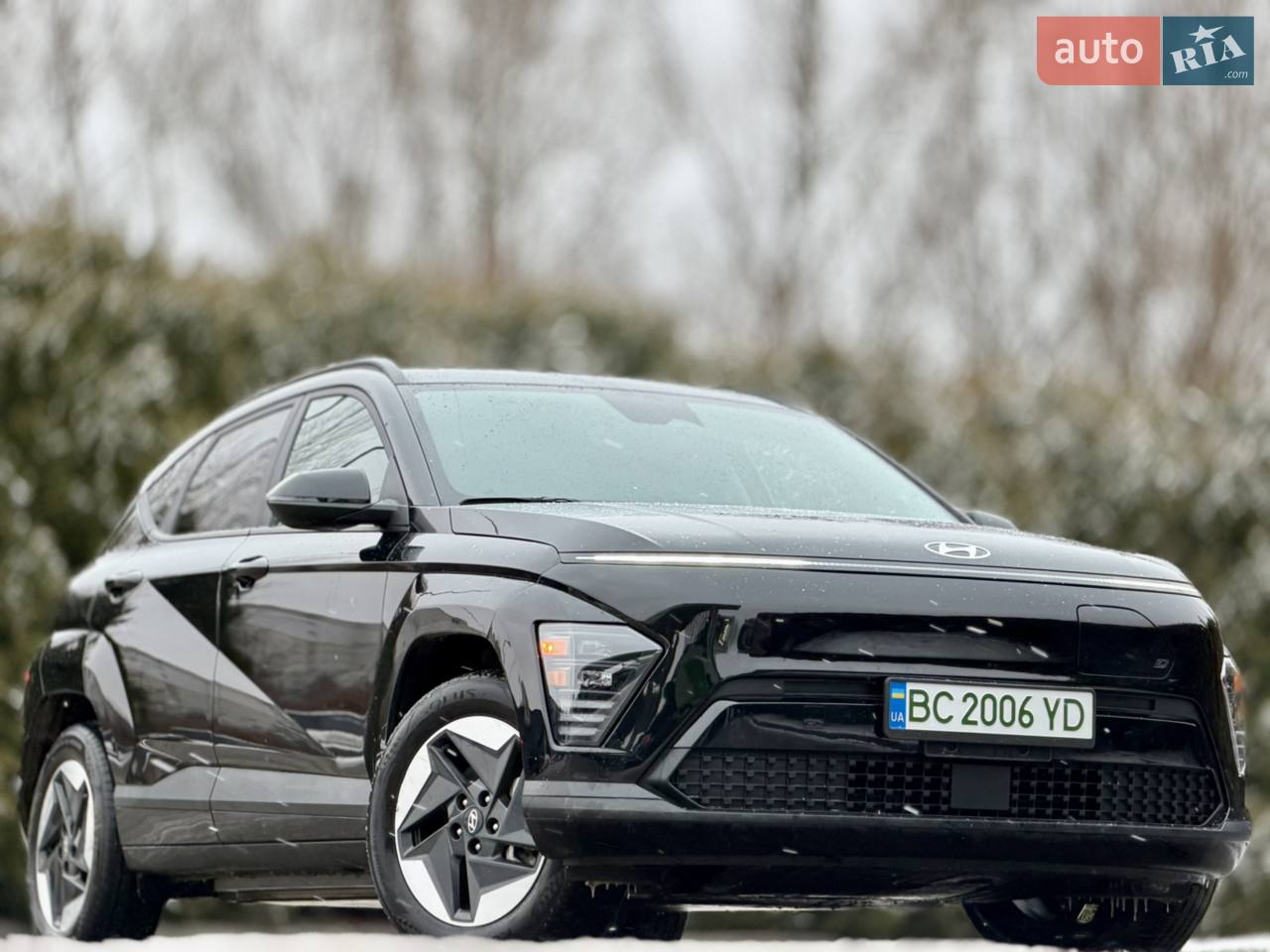 ??ПРОПОНУЮ ДО ВАШОЇ УВАГИ Hyundai  Kona ??СТАН НОВОГО АВТО??
?100% SOH
< Повністю в рідній фарбі 100%
< Капот в бронеплівці 
< Оригінальний пробіг
< БУДЬ-ЯКІ ПЕРЕВІРКИ
< Запас 550 км
< Два ключі 
< Адаптивний круїз-контроль
< Асистент утримання в смузі
< Контроль сліпих зон у дзеркалах
< Камера заднього огляду 
< Клімат-контроль
< Auto Hold
< Датчики світла та дощу
< Бездротова зарядка телефону
< Підігрів керма та сидінь
< Бездротовий Android Auto / Apple CarPlay
< LED-оптика
< 3-фазна зарядка