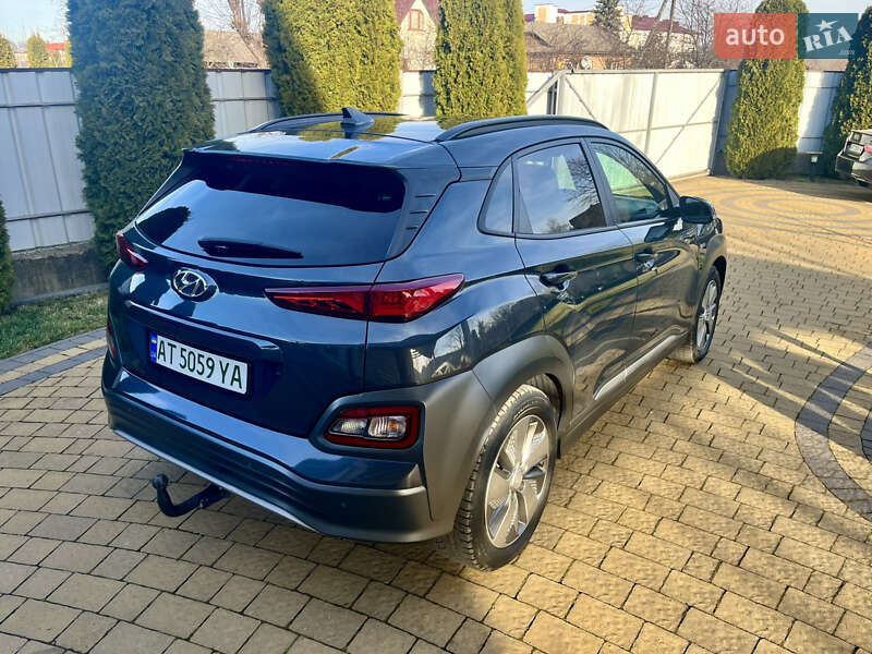 Внедорожник / Кроссовер Hyundai Kona 2019 в Ивано-Франковске