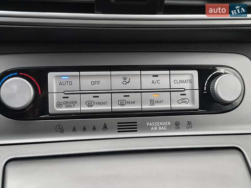 Внедорожник / Кроссовер Hyundai Kona 2021 в Львове