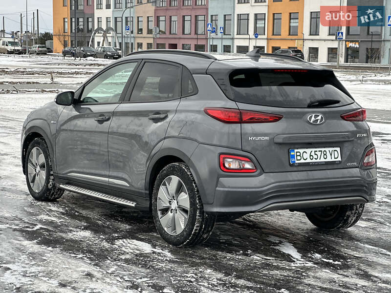 Внедорожник / Кроссовер Hyundai Kona 2020 в Ровно