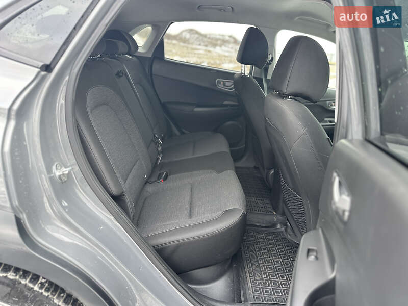 Внедорожник / Кроссовер Hyundai Kona 2020 в Ровно