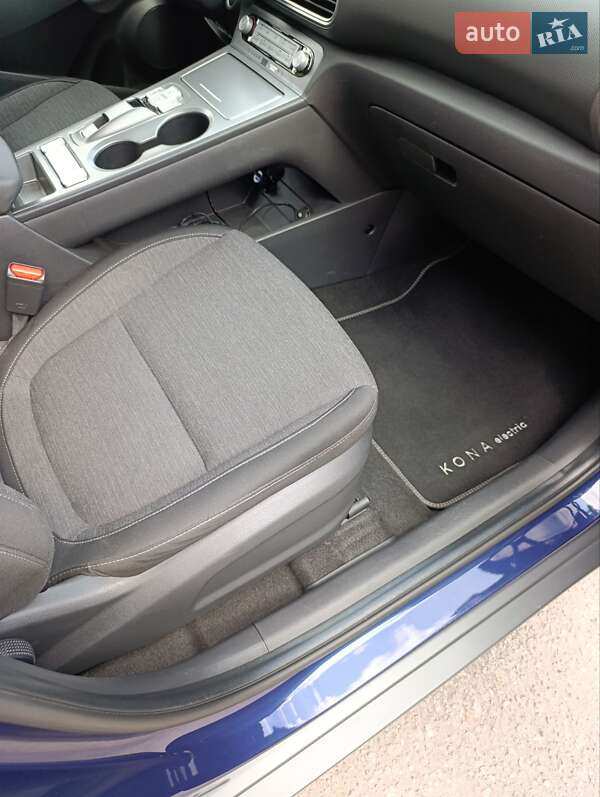 Внедорожник / Кроссовер Hyundai Kona 2020 в Счастливом