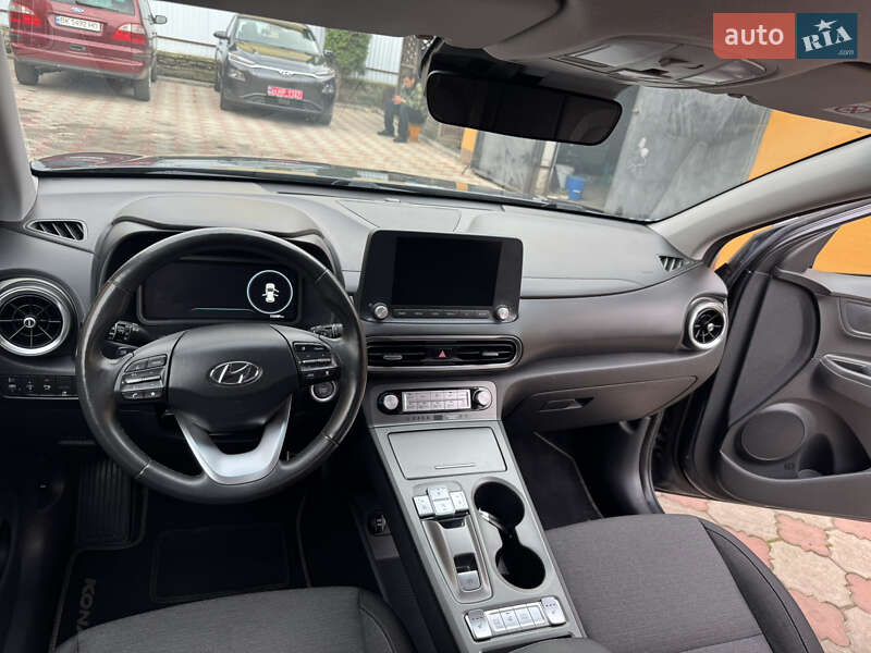 Внедорожник / Кроссовер Hyundai Kona 2022 в Ровно