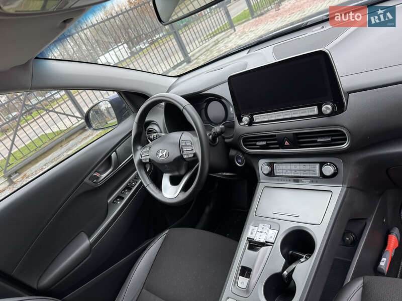 Внедорожник / Кроссовер Hyundai Kona 2020 в Ровно