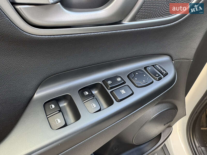 Внедорожник / Кроссовер Hyundai Kona 2018 в Ровно