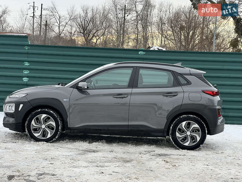 Внедорожник / Кроссовер Hyundai Kona 2020 в Киеве