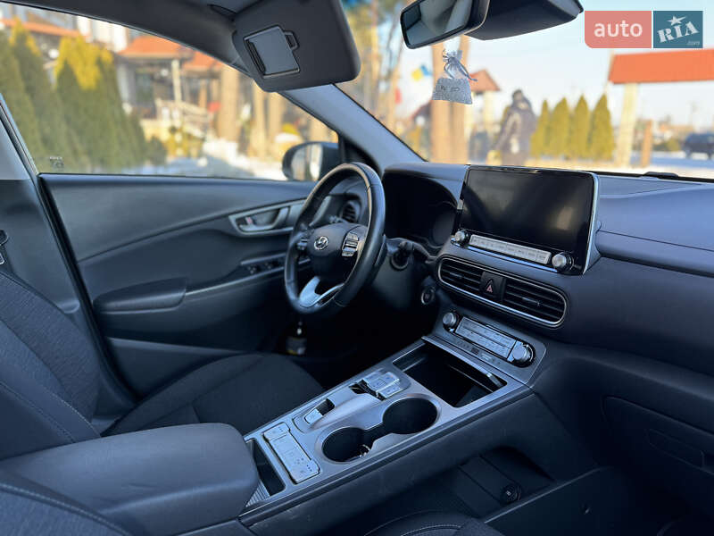 Внедорожник / Кроссовер Hyundai Kona 2020 в Львове фото 8 Внедорожник / Кроссовер Hyundai Kona 2020 в Львове