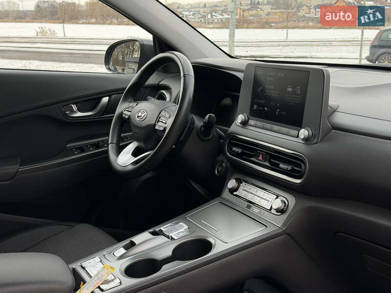 Внедорожник / Кроссовер Hyundai Kona 2021 в Виннице