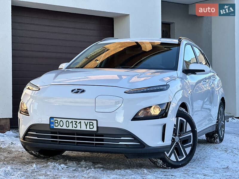 Внедорожник / Кроссовер Hyundai Kona 2021 в Тернополе