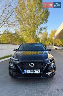 Позашляховик / Кросовер Hyundai Kona 2019 в Львові