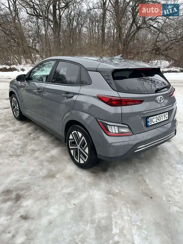 Hyundai Kona
