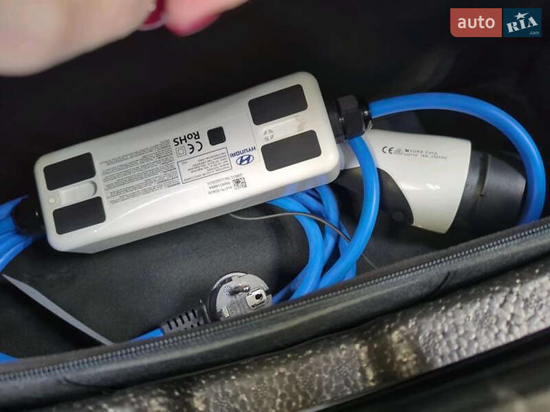 Внедорожник / Кроссовер Hyundai Kona 2020 в Тернополе