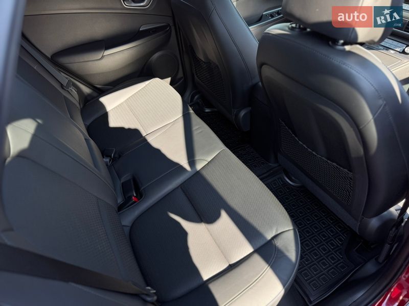 Внедорожник / Кроссовер Hyundai Kona 2019 в Львове