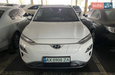 Внедорожник / Кроссовер Hyundai Kona 2018 в Харькове