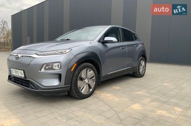 Внедорожник / Кроссовер Hyundai Kona 2020 в Хмельницком