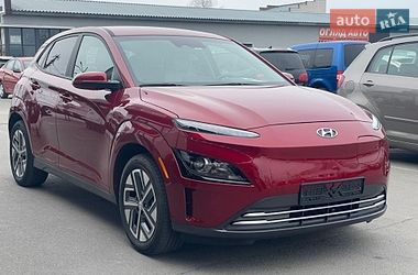 Внедорожник / Кроссовер Hyundai Kona 2023 в Киеве