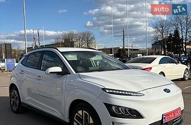 Внедорожник / Кроссовер Hyundai Kona 2021 в Ровно