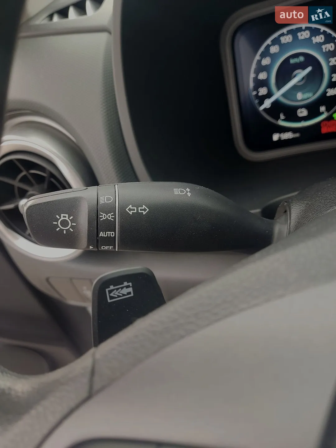 2022 Hyundai Kona - мініатюра 27