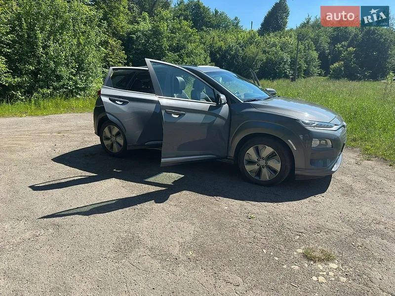 Hyundai Kona 2021 VIN KM8K33AG4MU130922 фото оголошення 22 з 74