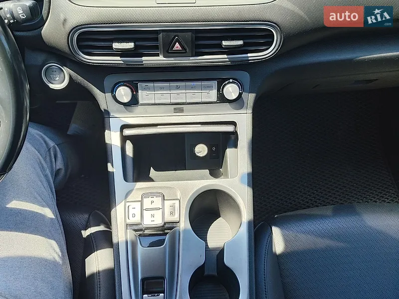Hyundai Kona 2019 VIN LBE3SBXCXKW000345 фото оголошення 8 з 49