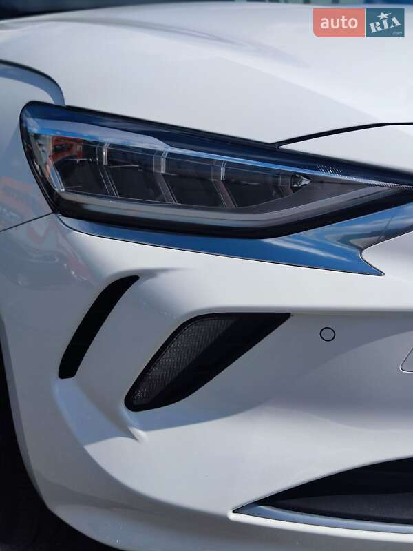 Седан Hyundai Lafesta EV 2020 в Киеве