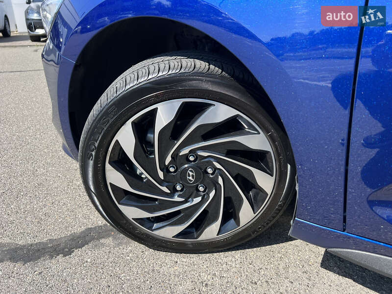 Седан Hyundai Lafesta EV 2020 в Киеве