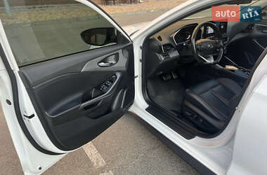 Фастбэк Hyundai Lafesta 2020 в 