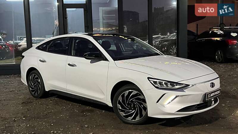 Hyundai Lafesta 2020