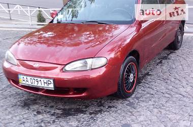 Седан Hyundai Lantra 1997 в Хмельницком