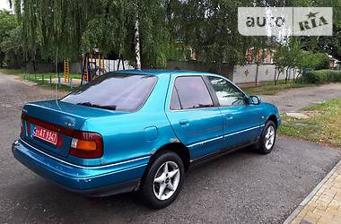 Седан Hyundai Lantra 1994 в Харькове